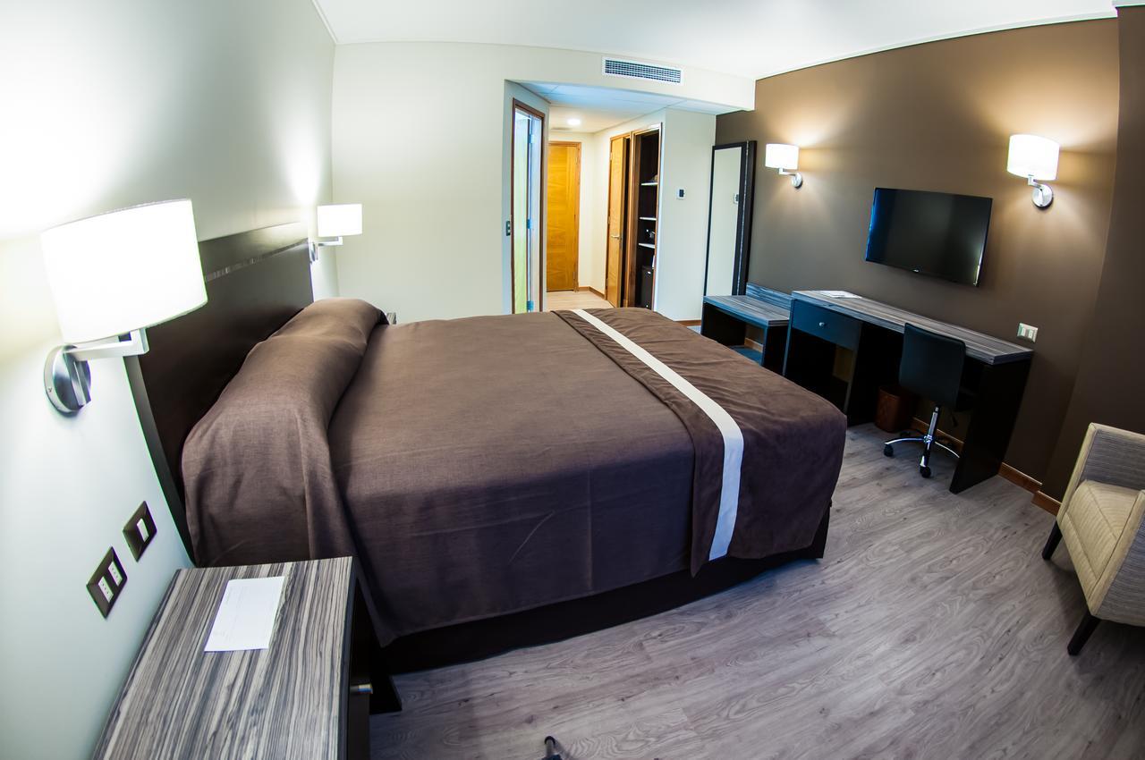 Hotel Diego De Almagro 쿠리코 외부 사진